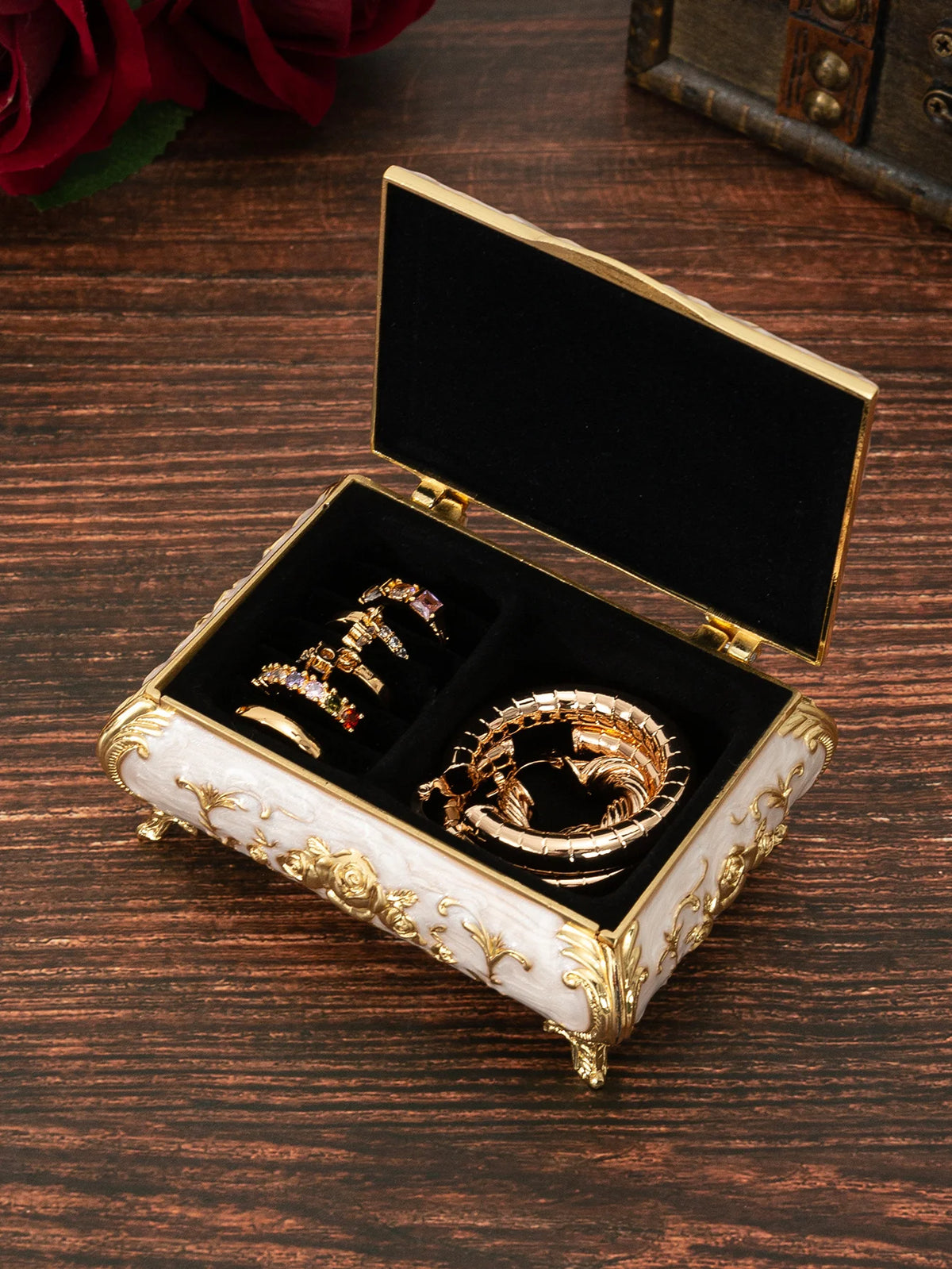 Jewelry box